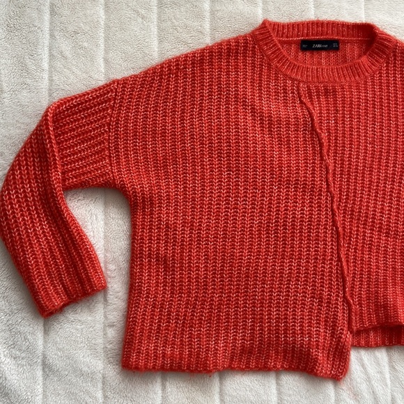 Bright Zara Knit Crew Neck Sweater - Size M (NWOT) - Picture 2 of 6